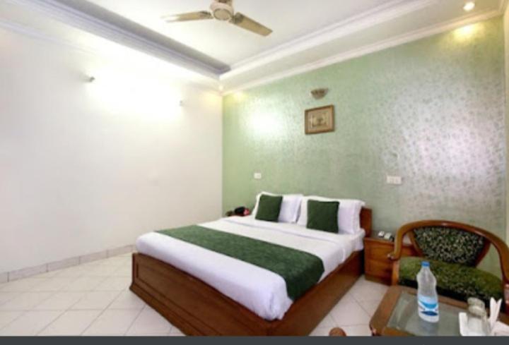 Hotel Paradise Chandigarh Luaran gambar